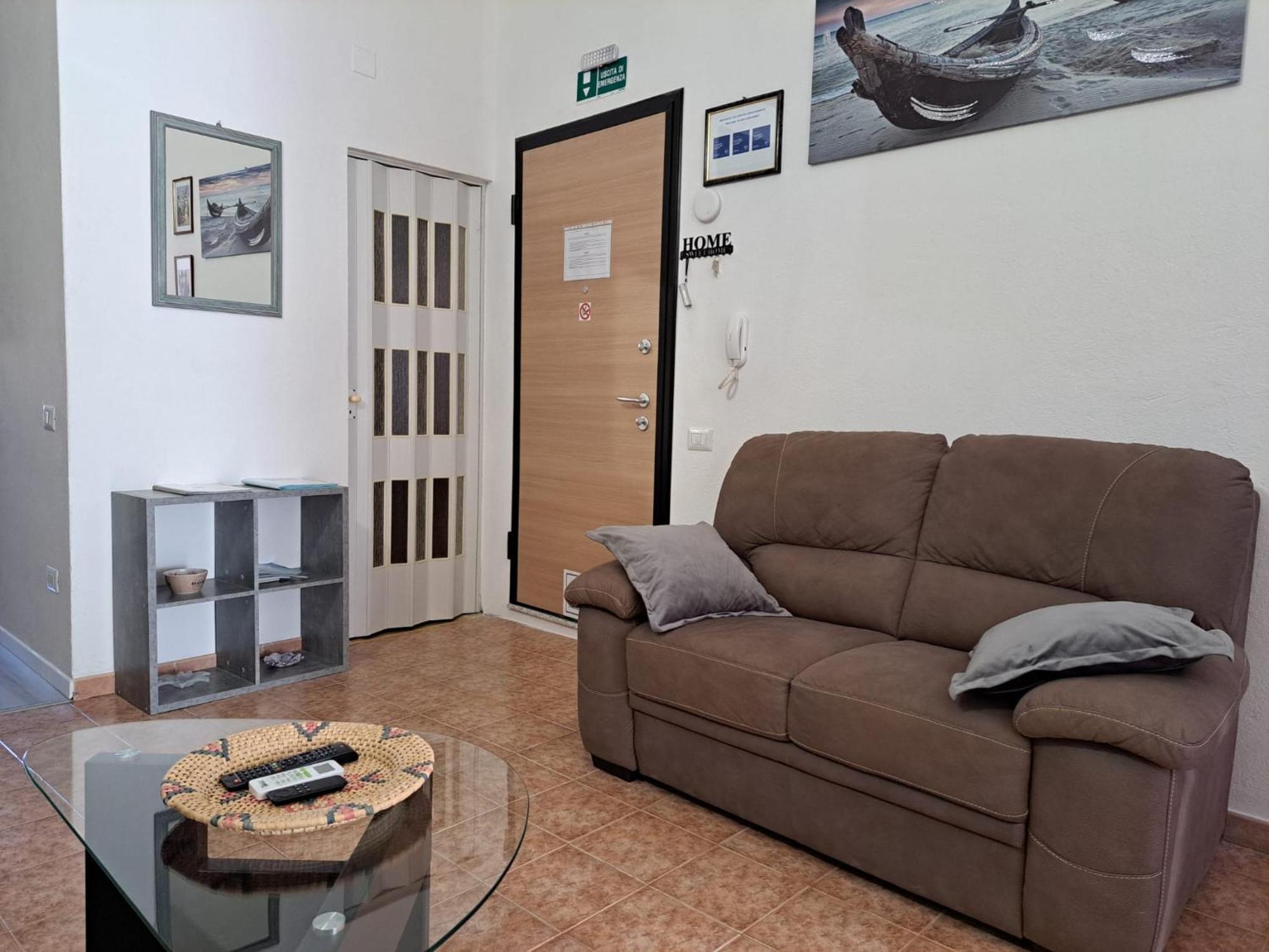 Appartamento Vacanze Cagliari - Via Lanusei エクステリア 写真
