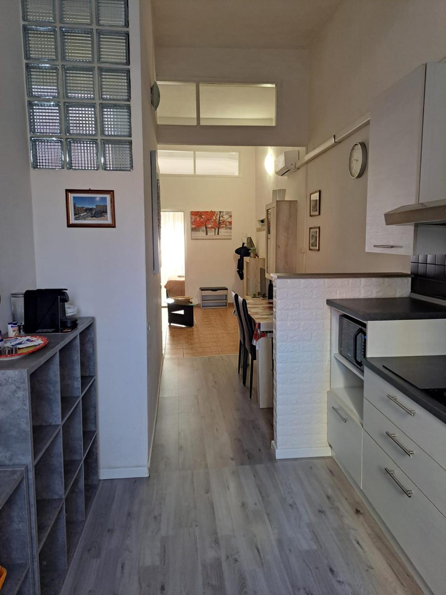 Appartamento Vacanze Cagliari - Via Lanusei エクステリア 写真